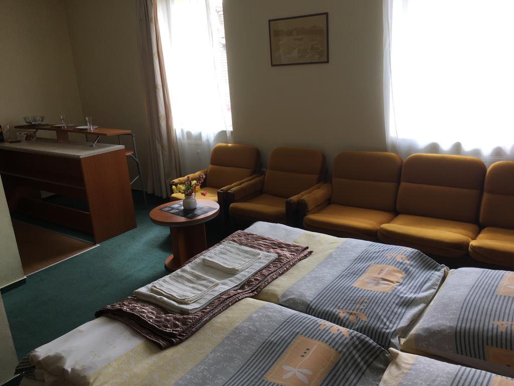 Apartman Darmon Piest'any Exterior photo